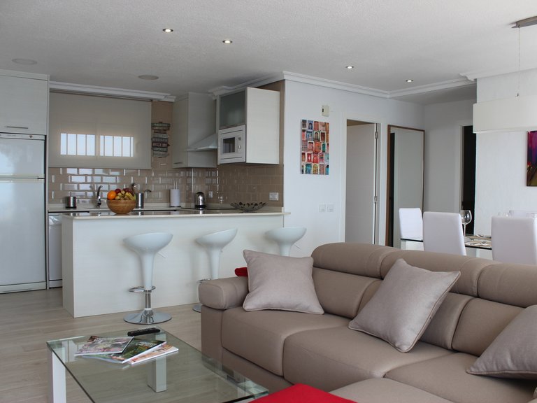 Apartment for Sale in Mil Palmeras, Alicante 17