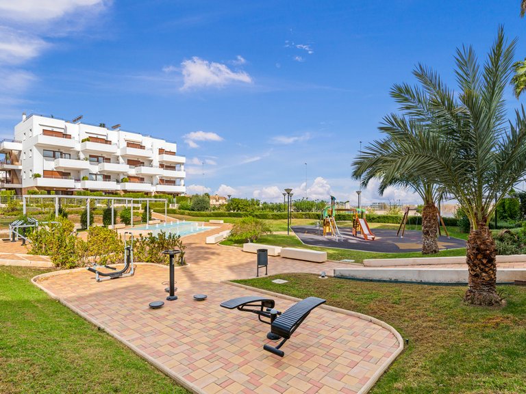 Apartment for Sale in Cabo Roig, Alicante 39