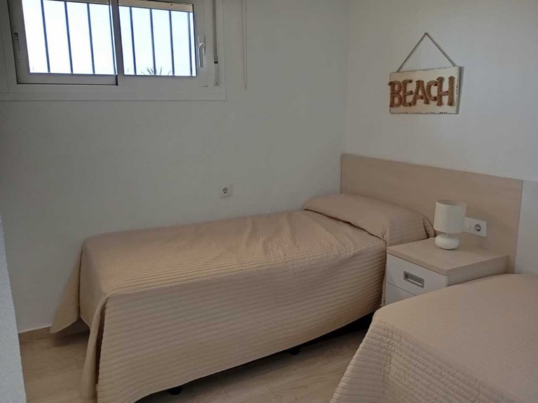 Apartment for Sale in Mil Palmeras, Alicante 30
