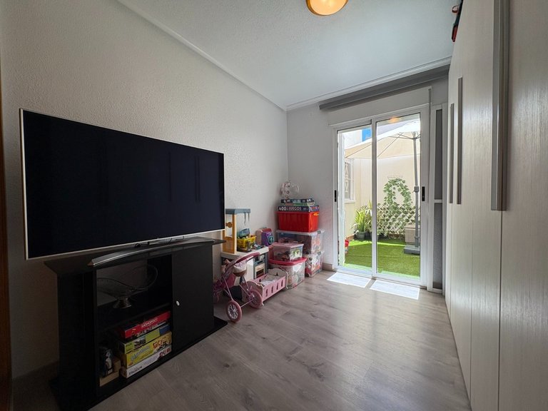 Apartment for Sale in Torrevieja, Alicante 17