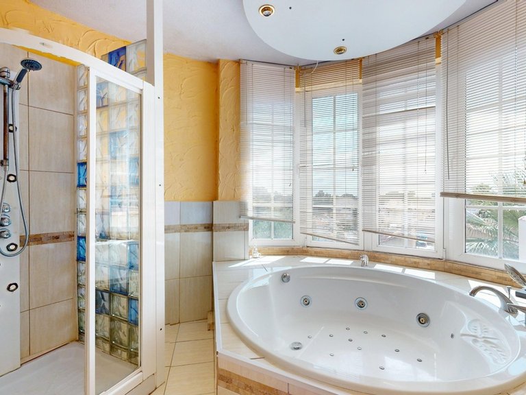 Villa for Sale in Orihuela Costa, Alicante 20