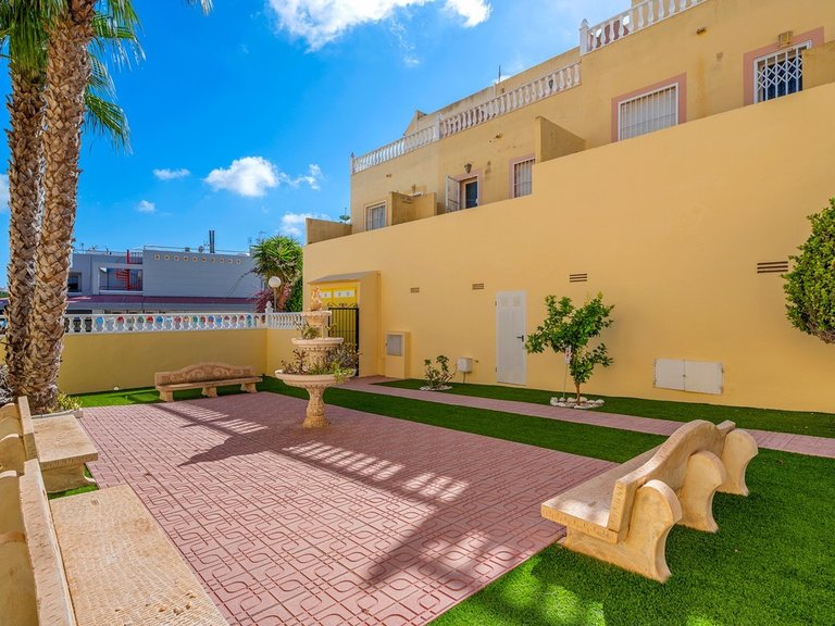 Apartment for Sale in San Miguel De Salinas, Alicante 30