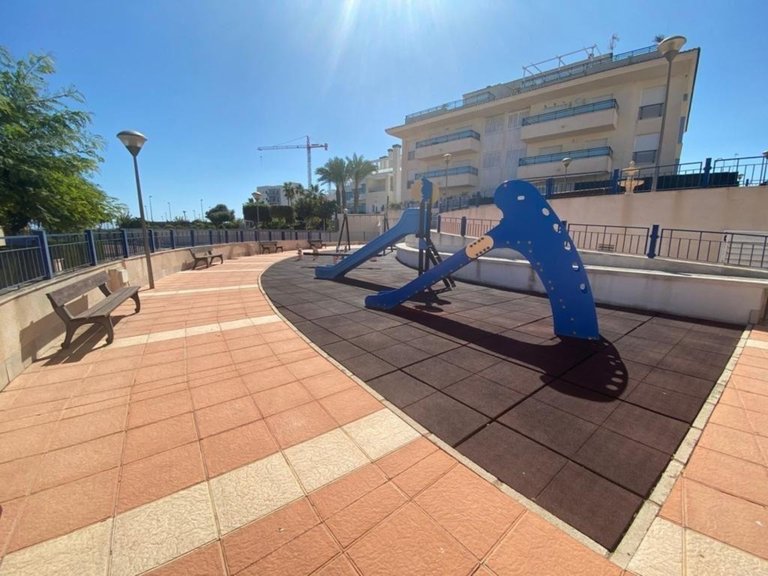 Apartment for Sale in Mil Palmeras, Alicante 20