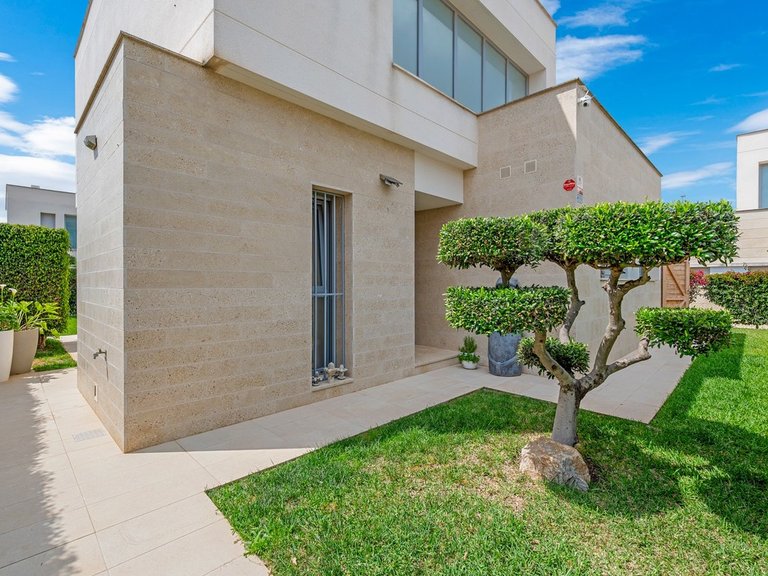 Villa for Sale in Orihuela Costa, Alicante 6