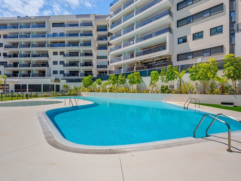 Apartment for Sale in Dehesa De Campoamor, Alicante 1