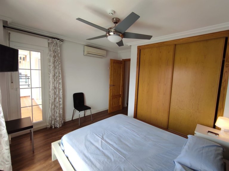 Apartment for Sale in Mil Palmeras, Alicante 9