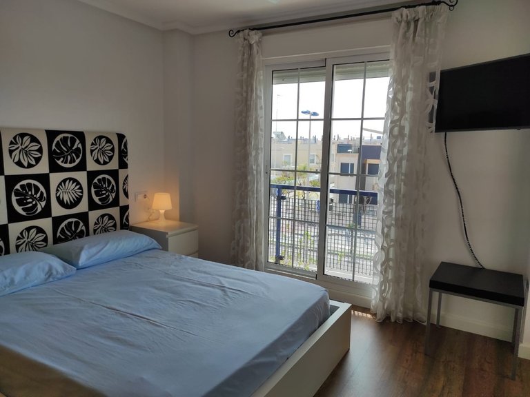 Apartment for Sale in Mil Palmeras, Alicante 8