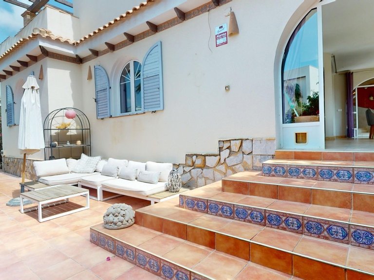 Villa for Sale in Orihuela Costa, Alicante 3