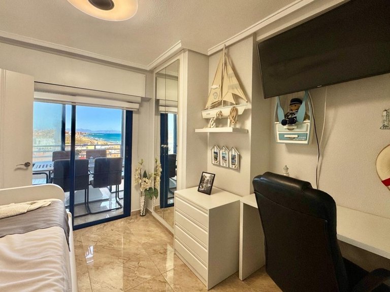 Apartment for Sale in Torrevieja, Alicante 15