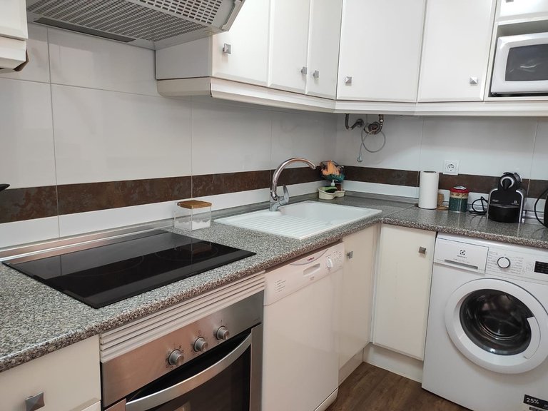 Apartment for Sale in Mil Palmeras, Alicante 7