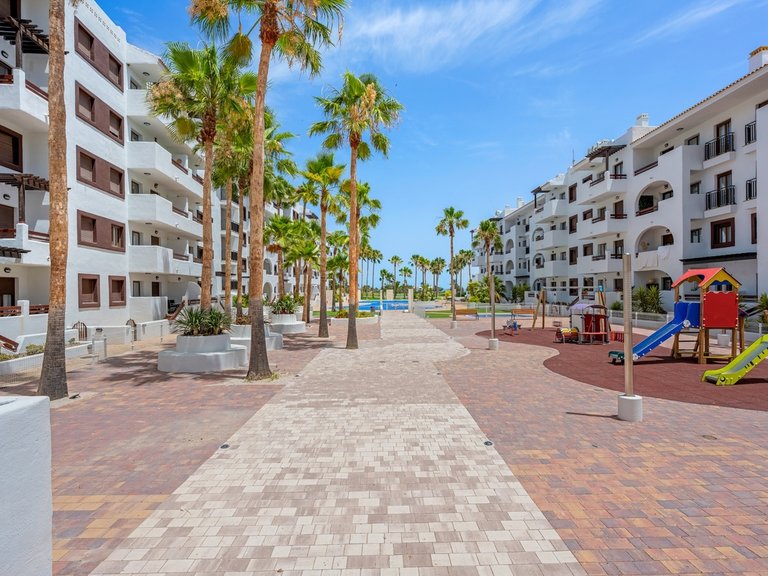 Apartment for Sale in Los Alcazares, Murcia 27