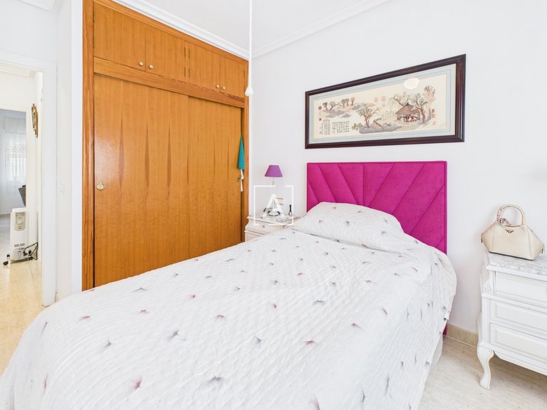 Villa for Sale in Pinar De Campoverde, Alicante 16
