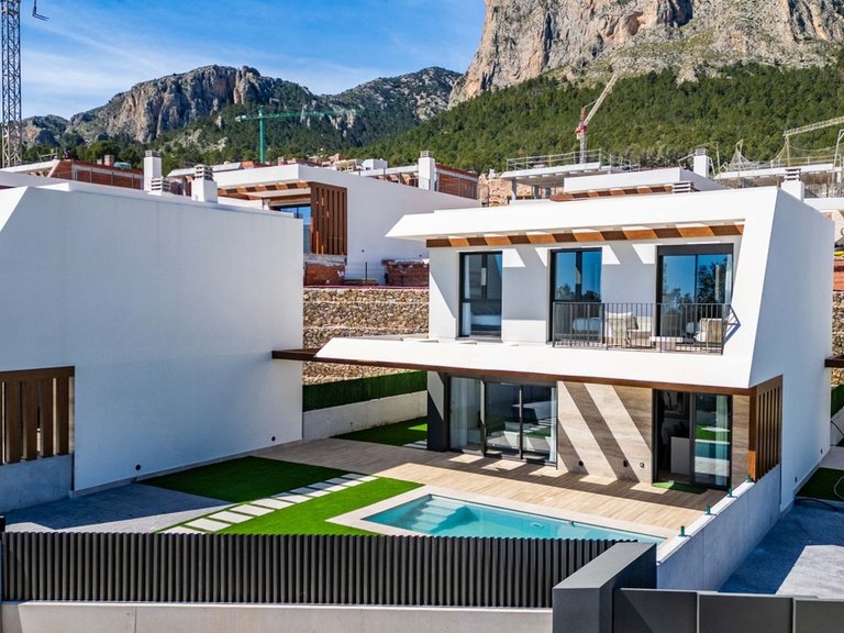 Villa for Sale in Polop, Alicante 24