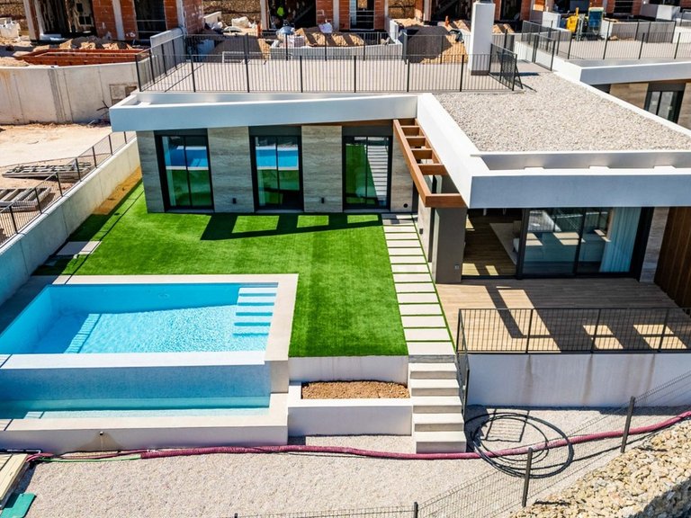 Villa for Sale in Polop, Alicante 11