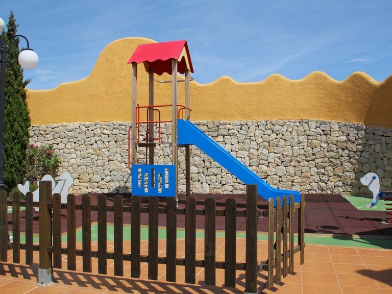 Apartment for Sale in Cumbre Del Sol, Alicante 24