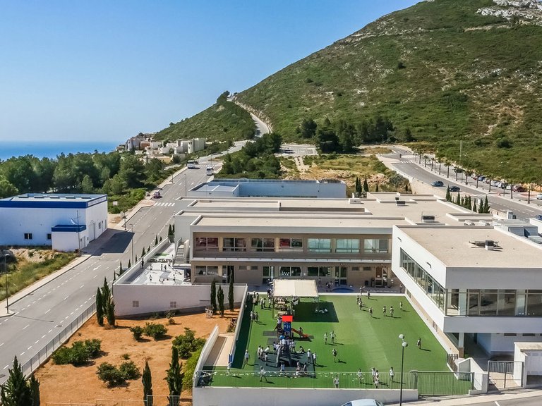 Apartment for Sale in Cumbre Del Sol, Alicante 25