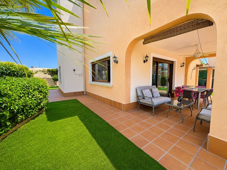 Villa for Sale in Altaona Golf And Country Village, Murcia 9