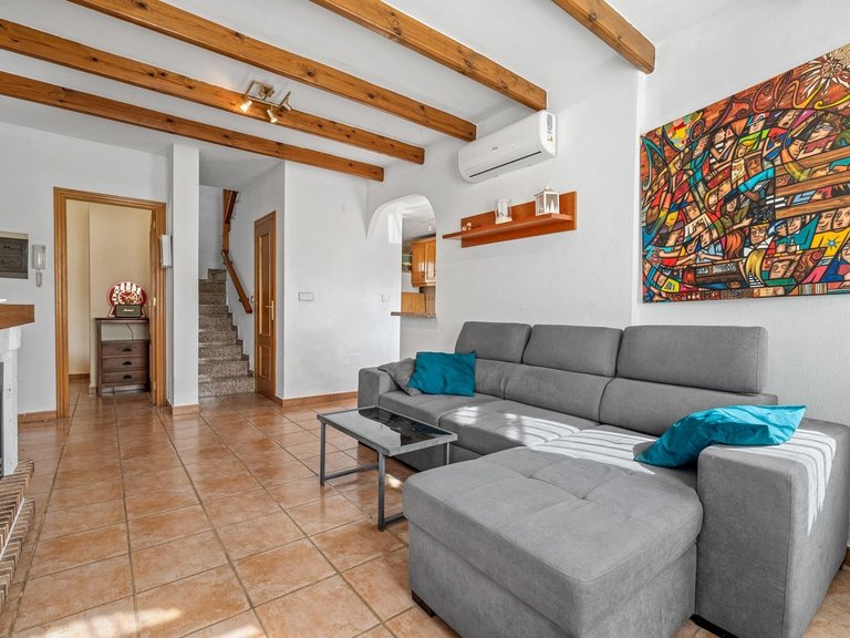Villa for Sale in Villamartin, Alicante 6