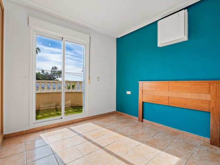 Villa for Sale in Villamartin, Alicante 16
