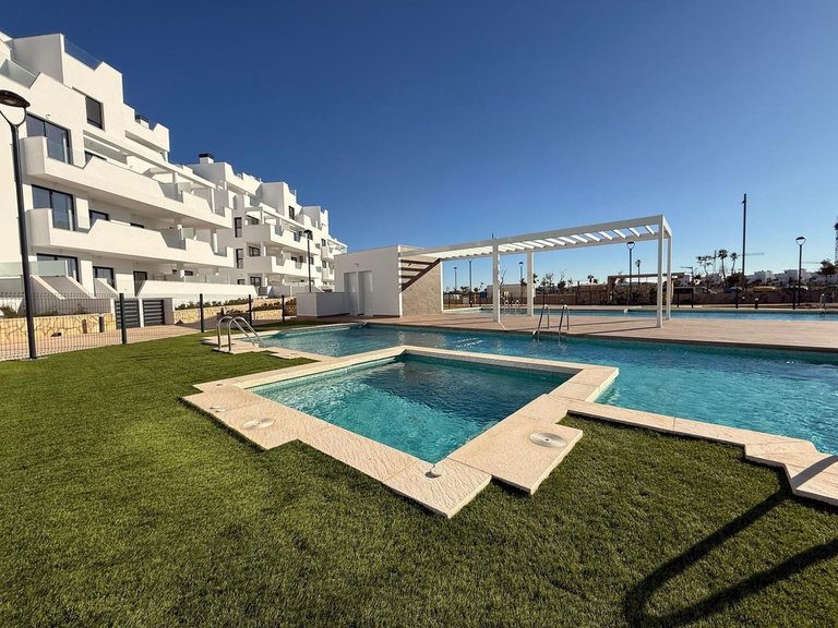 Apartment for Sale in Santa Rosalia Lake And Life Resort, Murcia 19