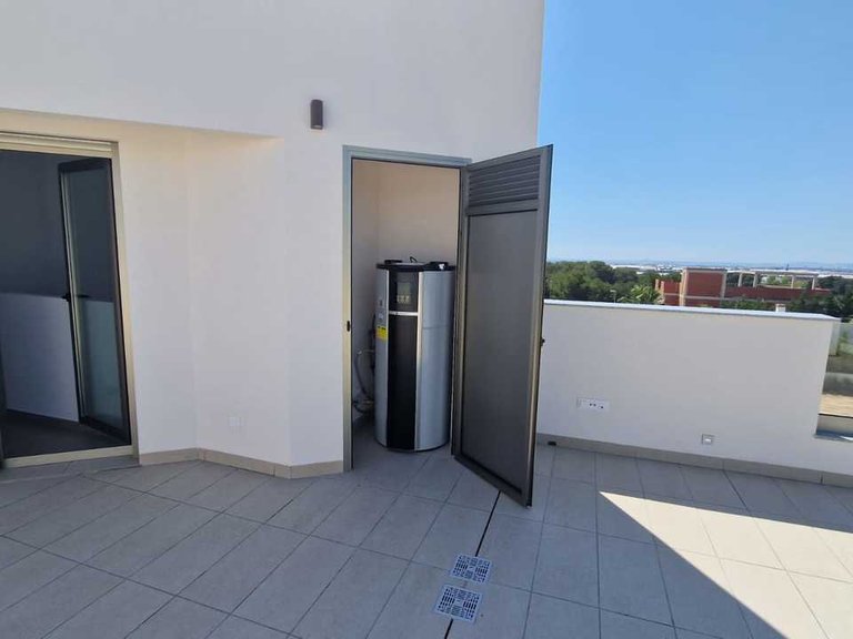 Villa for Sale in Lo Romero Golf, Alicante 6