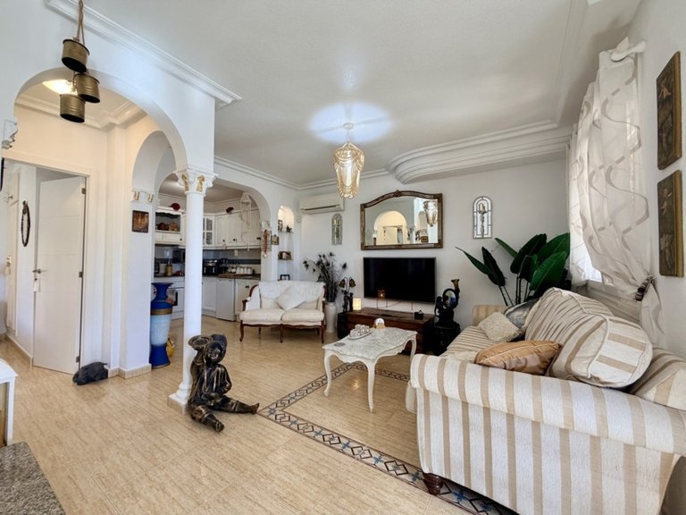 Villa for Sale in Villamartin, Alicante 26