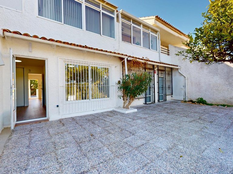 Apartment for Sale in Villamartin, Alicante 4