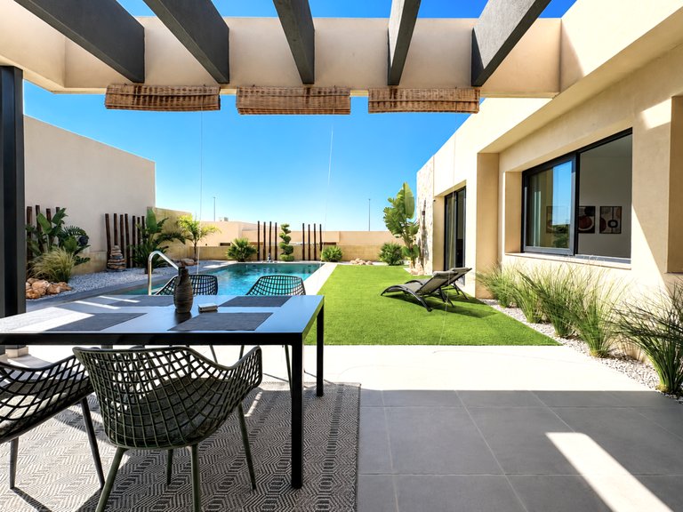 Villa for Sale in Altaona Golf And Country Village, Murcia 3
