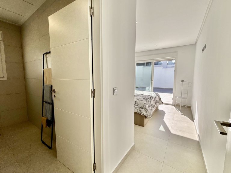 Villa for Sale in Benijofar, Alicante 11