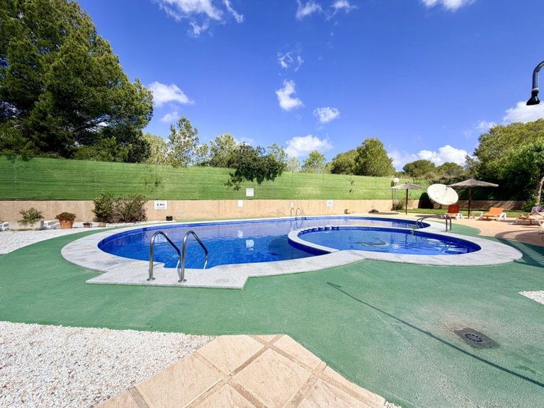 Villa for Sale in Villamartin, Alicante 8