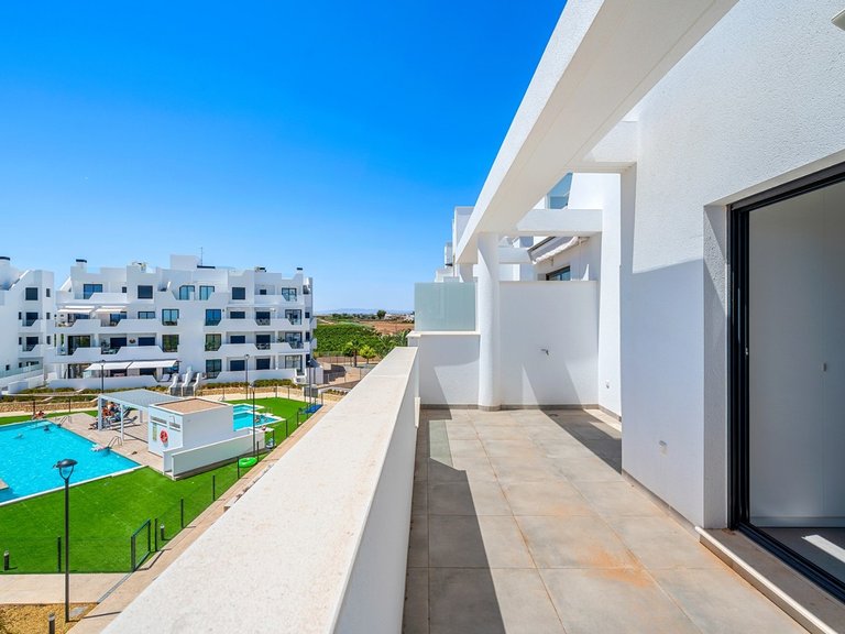 Apartment for Sale in Santa Rosalia Lake And Life Resort, Murcia 17