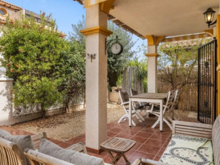 Villa for Sale in La Zenia, Alicante 14