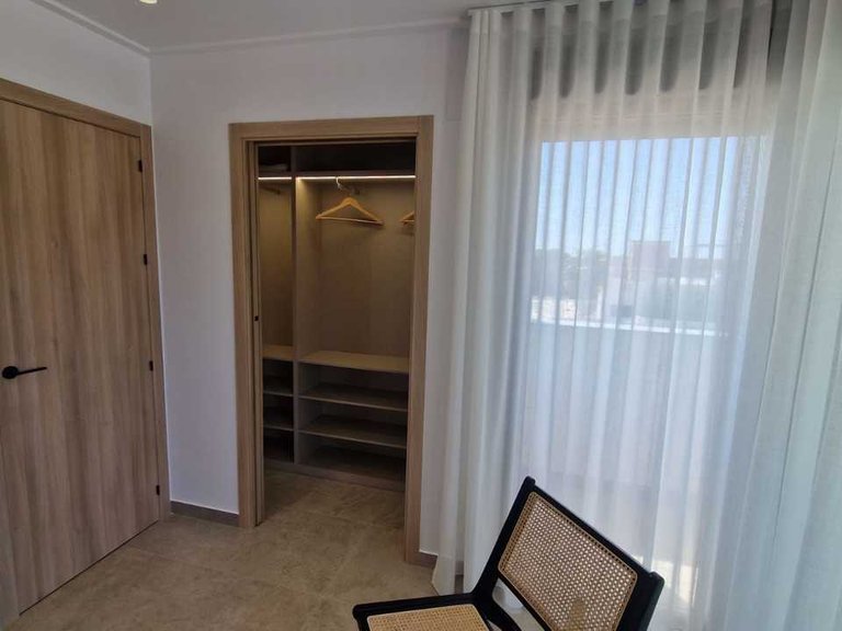 Villa for Sale in Lo Romero Golf, Alicante 10