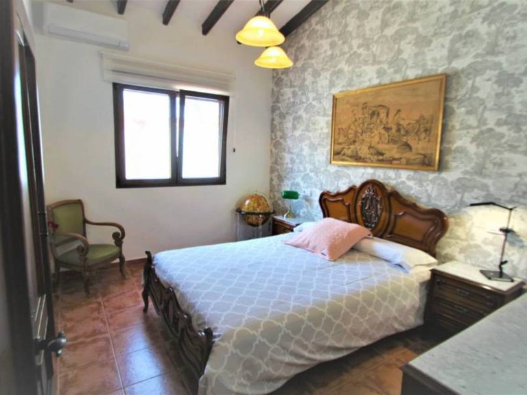 Villa for Sale in Cabo Roig, Alicante 17