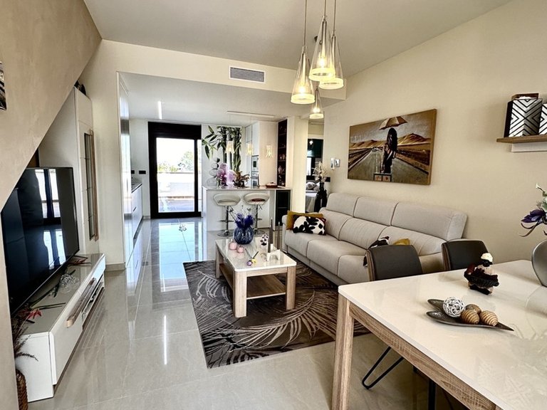 Apartment for Sale in Los Balcones, Alicante 6