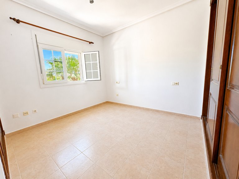 Villa for Sale in Altaona Golf And Country Village, Murcia 25