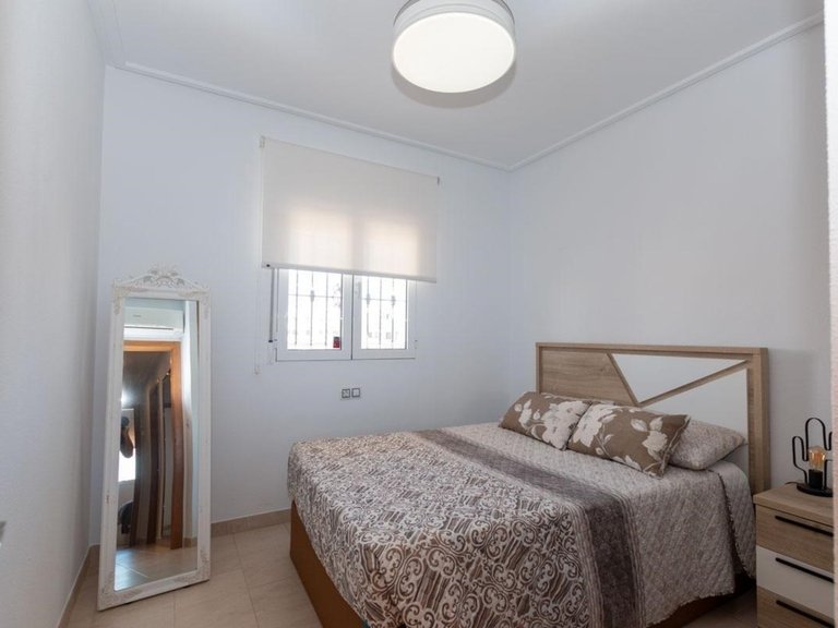 Apartment for Sale in Villamartin, Alicante 10