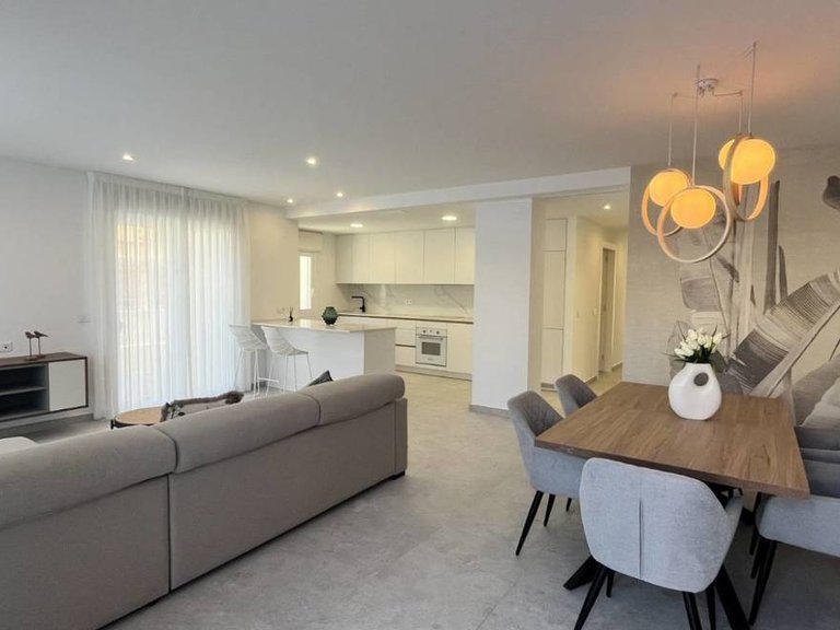 Apartment for Sale in Torrevieja, Alicante 15