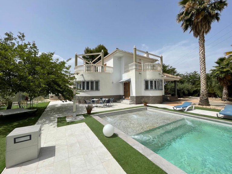 Villa for Sale in Cehegin, Murcia 4