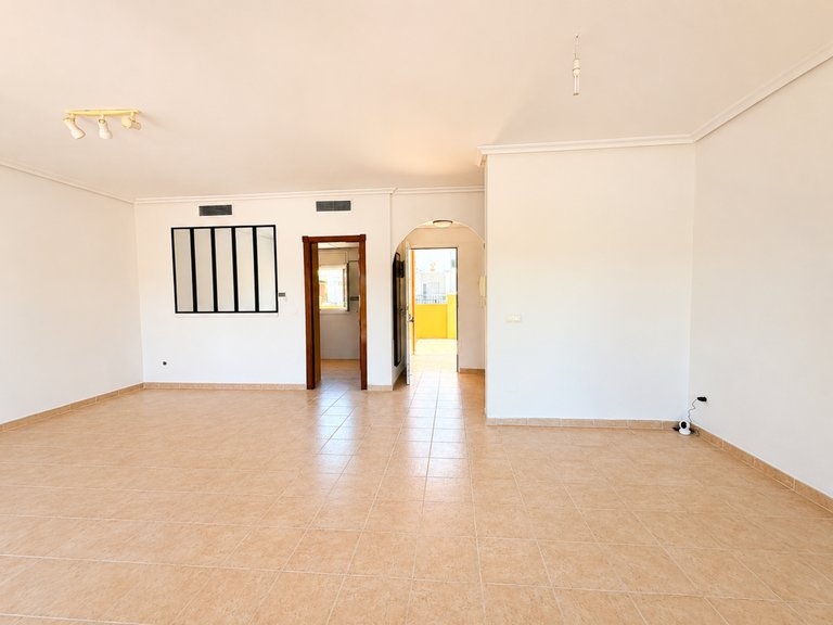 Villa for Sale in Altaona Golf And Country Village, Murcia 13