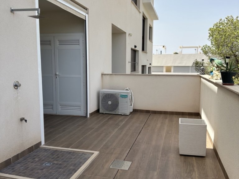 Apartment for Sale in Los Balcones, Alicante 16