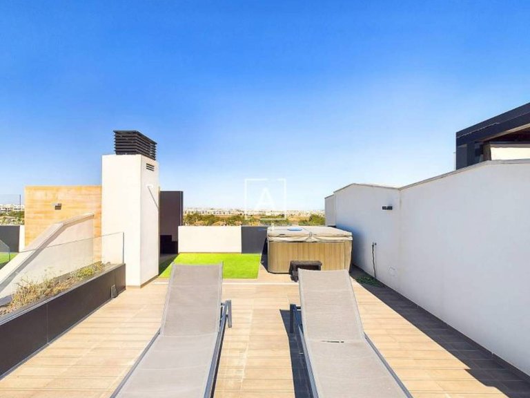 Penthouse for Sale in Los Dolses, Alicante 35