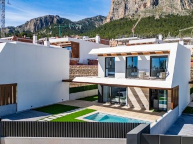 Villa for Sale in Polop, Alicante 10