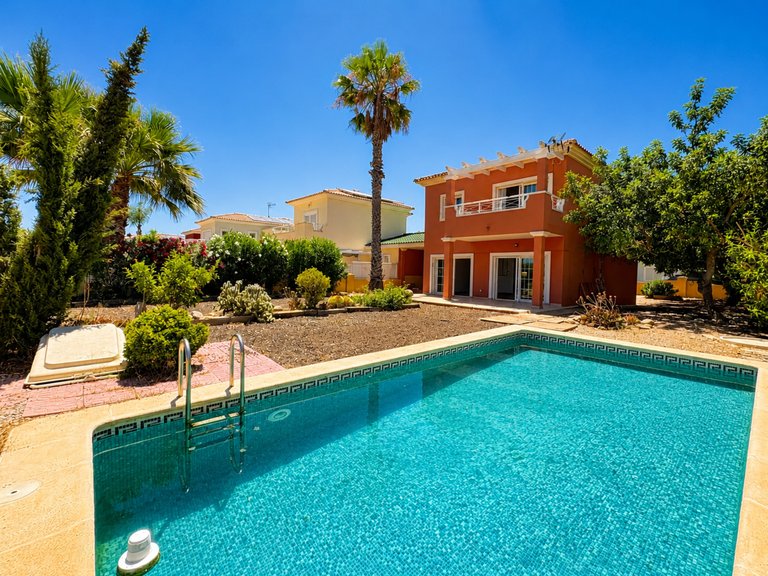 Villa for Sale in Altaona Golf And Country Village, Murcia 12