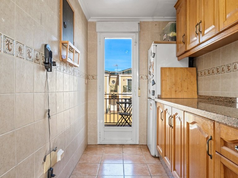 Villa for Sale in Villamartin, Alicante 11