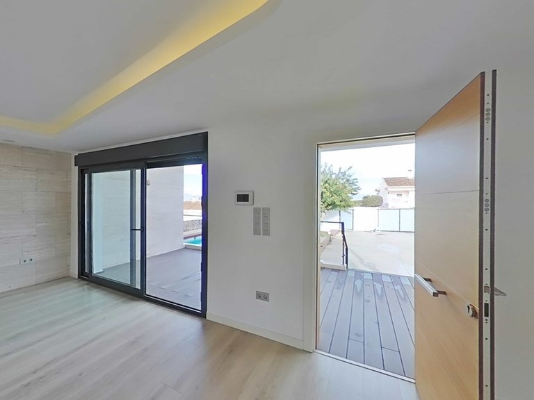 Villa for Sale in Benijofar, Alicante 4