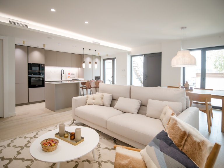 Villa for Sale in Pilar De La Horadada, Alicante 1