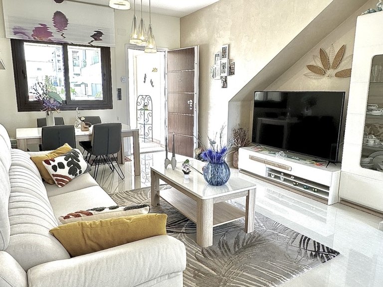 Apartment for Sale in Los Balcones, Alicante 2