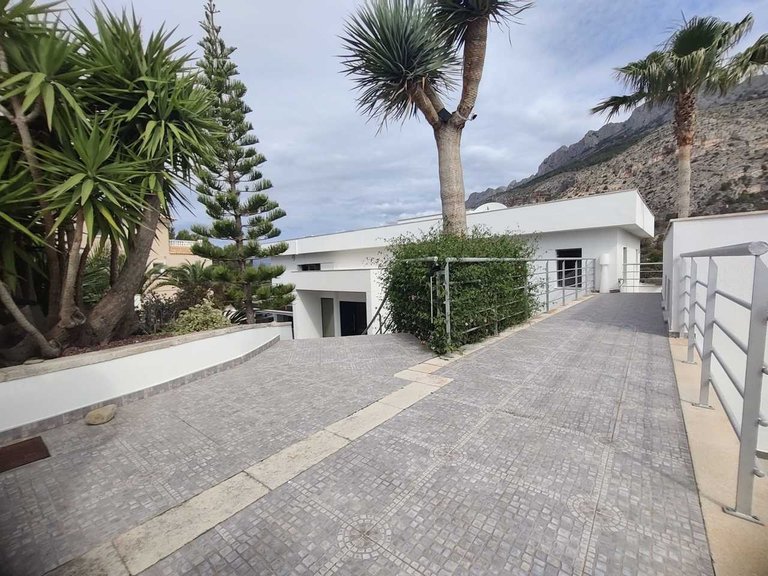 Villa for Sale in Altea La Vella, Alicante 35