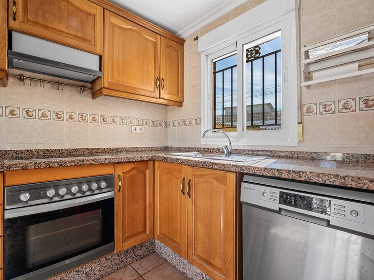 Villa for Sale in Villamartin, Alicante 9